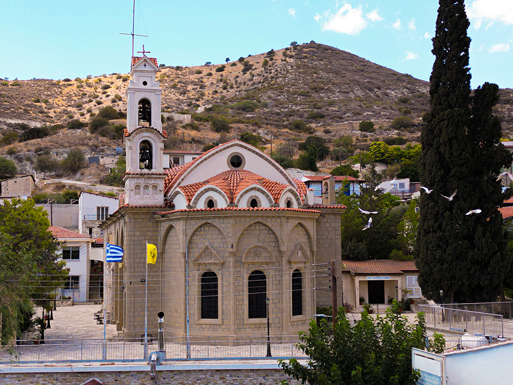 Traditional church